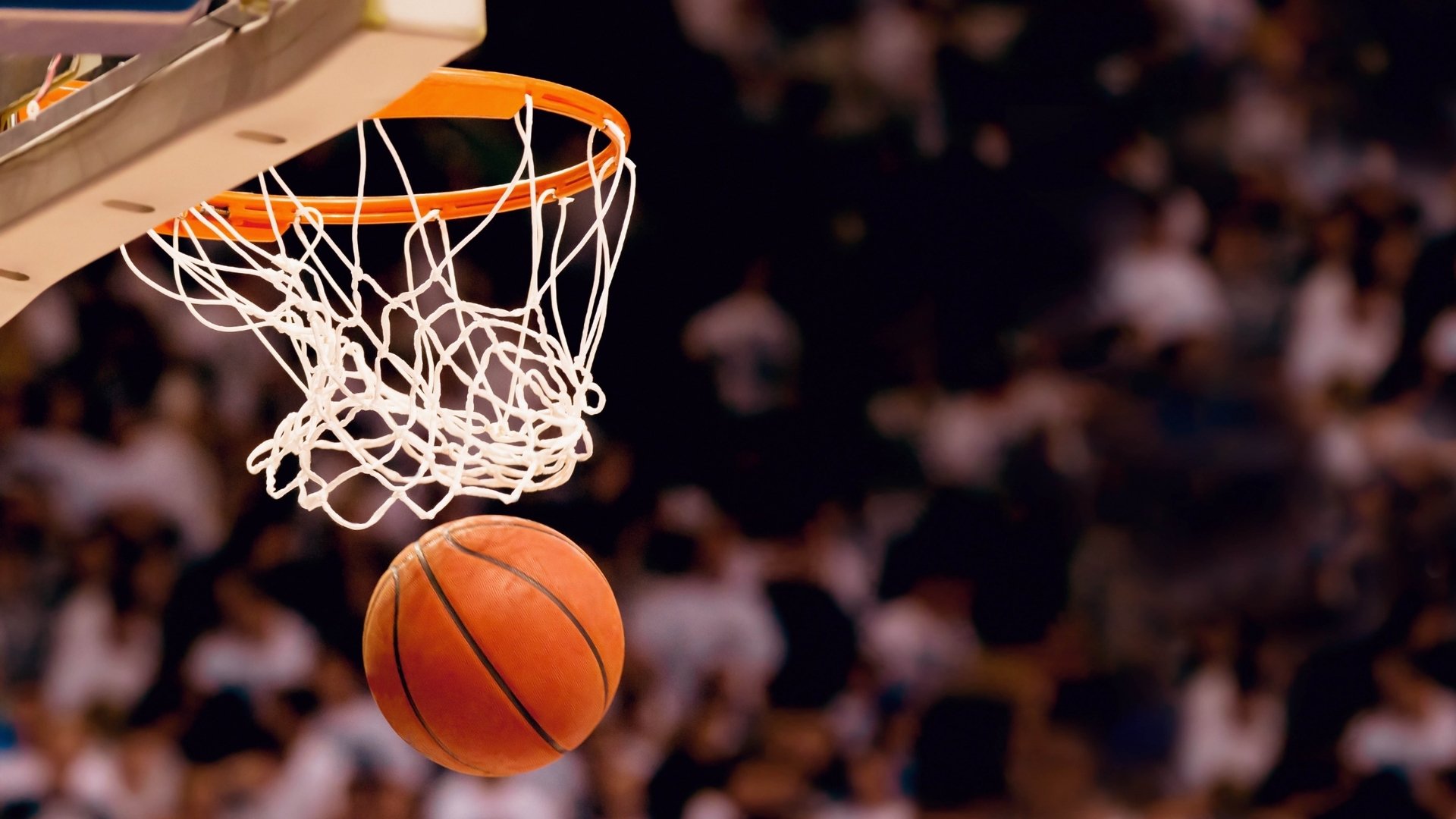 开云体育网址-跨界风暴，NBA三强同日改行征战欧洲与亚洲足球赛事